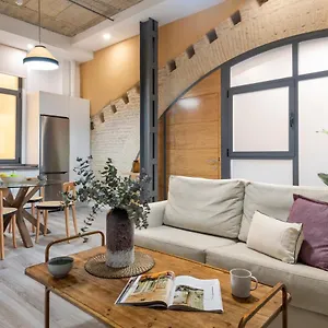 https://suites-herreria-de-la-maestranza.es-andalucia.com